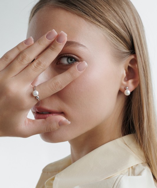 Sudraba gredzens ar pērli