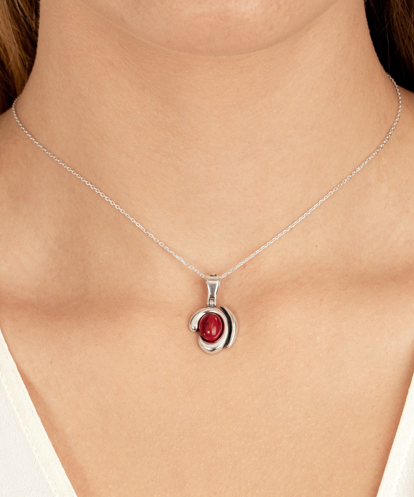 Sudraba piekariņš ar koralli