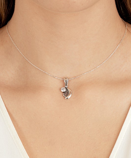 Sudraba piekariņš ar cirkoniju