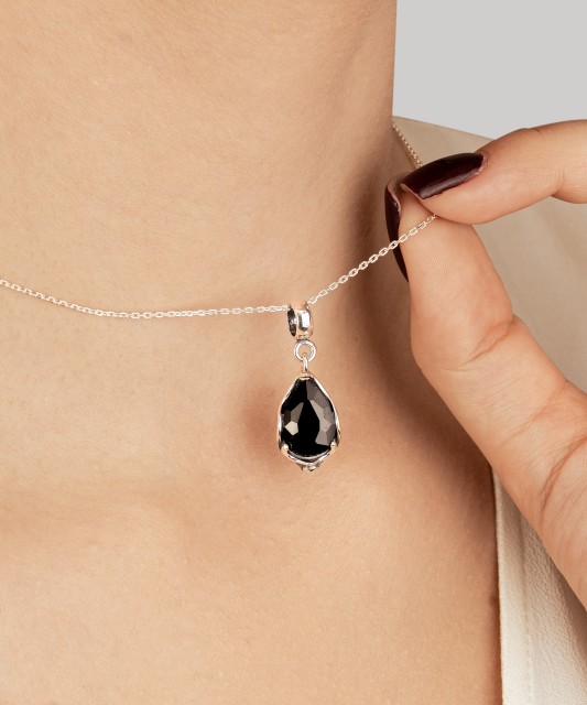 Серебряный подвеска с кристаллом