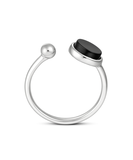 Sudraba gredzens ar oniksu