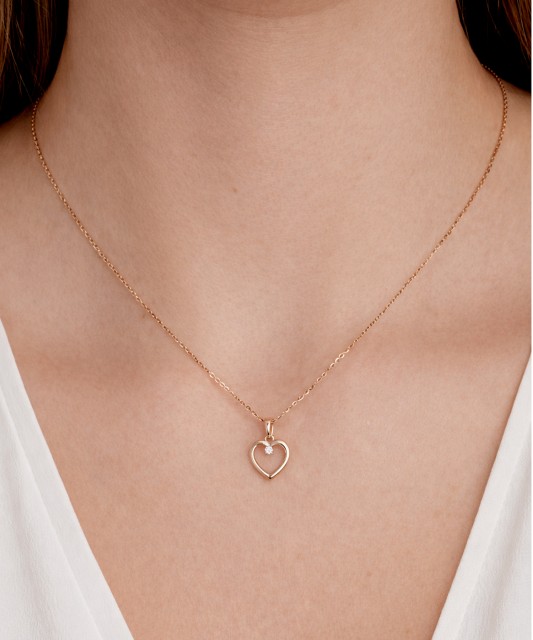 Zelta piekariņš ar briljantiem