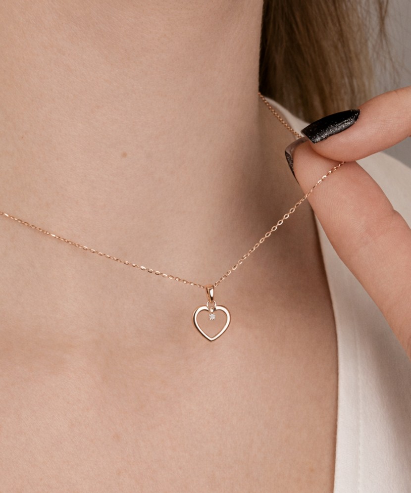 Zelta piekariņš ar briljantiem