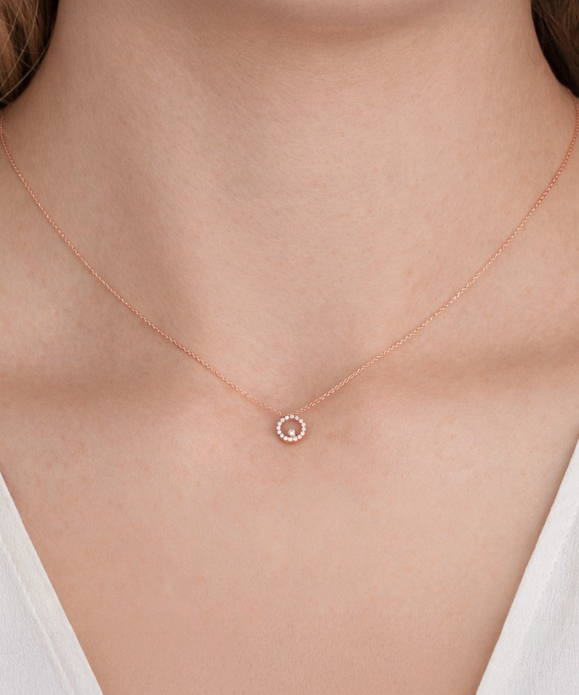 Zelta ķēdīte ar briljanta piekariņu