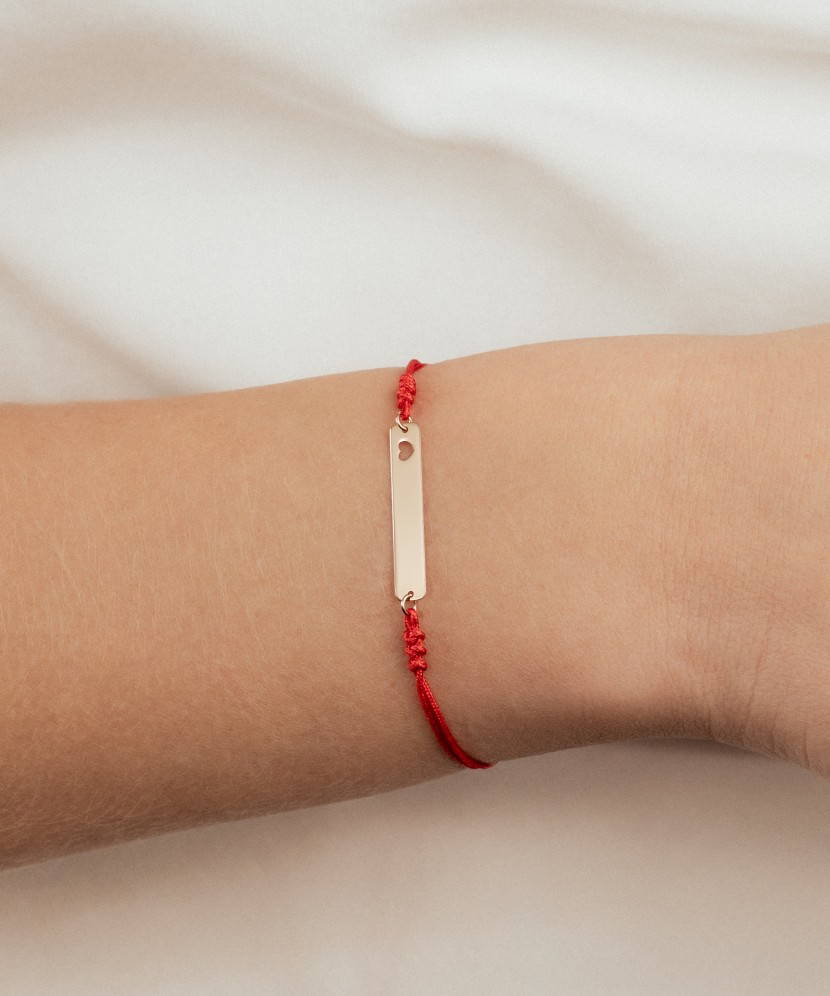 Sarkana Diega Rokassprādze Ar Zelta Piekariņu "Sirsniņa "