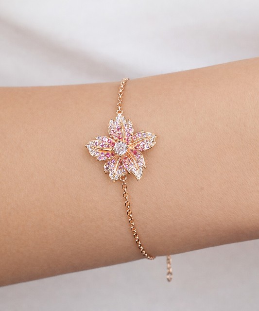 Apzeltīta sudraba rokassprādze ar cirkonijiem