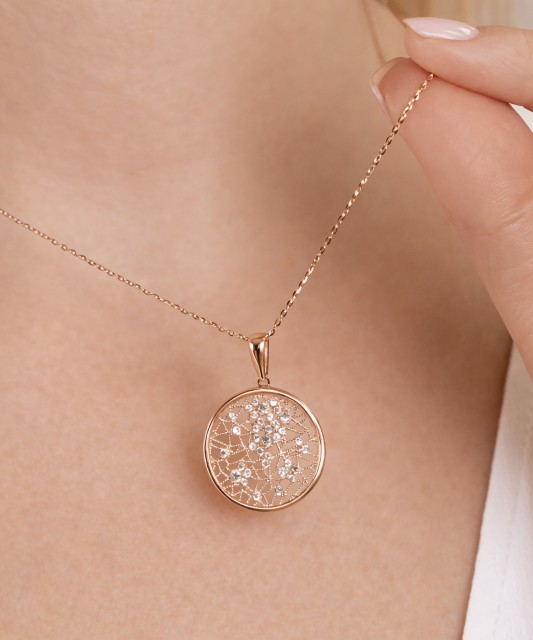 Zelta piekariņš ar cirkonijiem