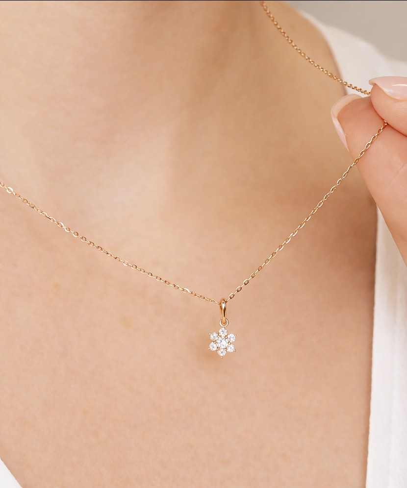 Zelta piekariņš ar cirkonijiem