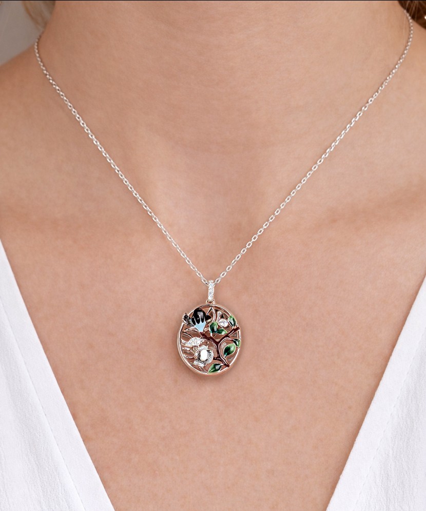 Серебряный подвеска с цирконами и эмалью