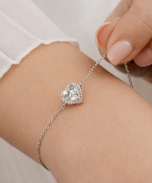 Sudraba rokassprādze ar cirkonijiem "Sirsniņa"