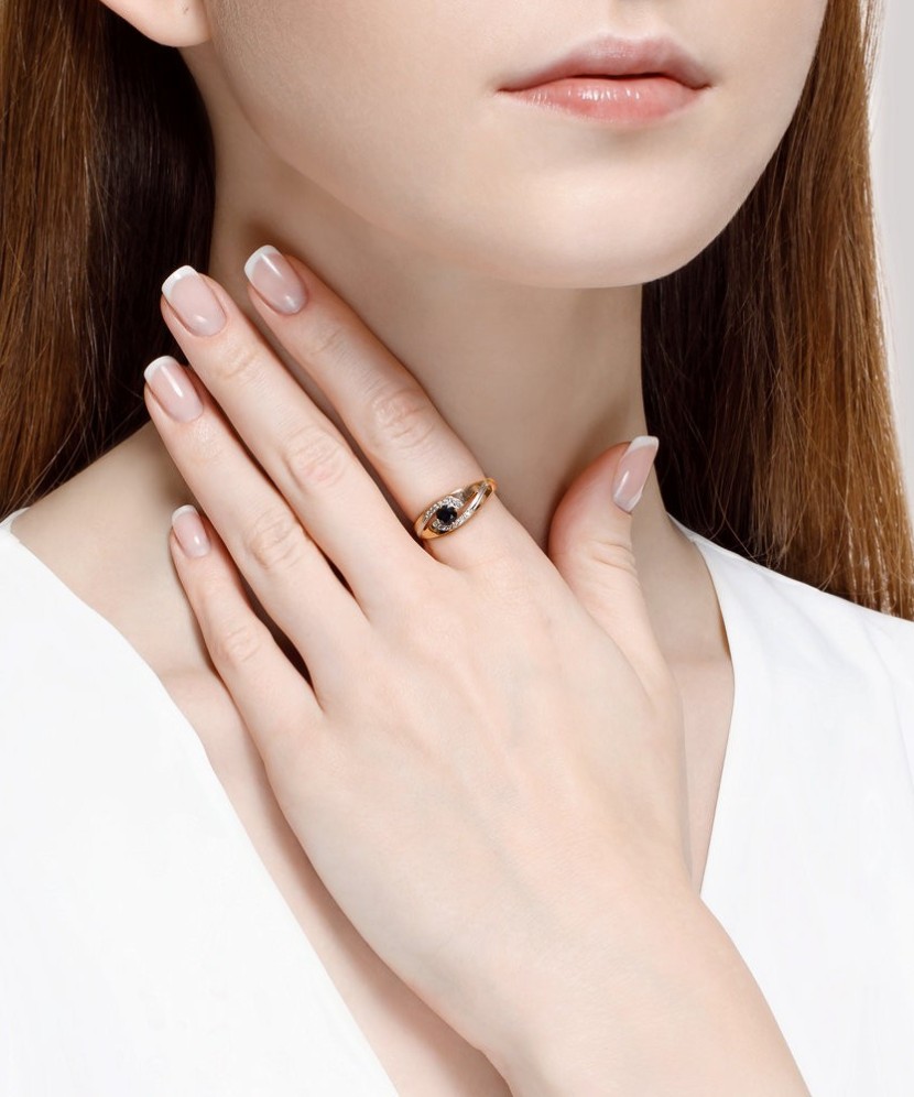 Zelta gredzens ar zilo korundu un cirkonijiem - Zelta Gredzeni - Goldinga