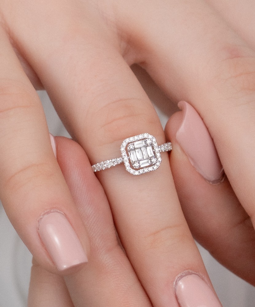 Baltā zelta gredzens ar briljantiem