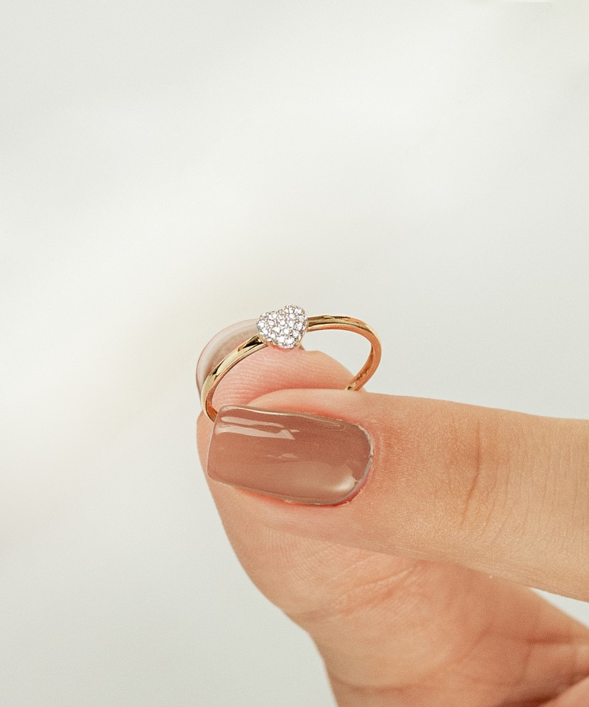 Zelta gredzens ar dimantiem