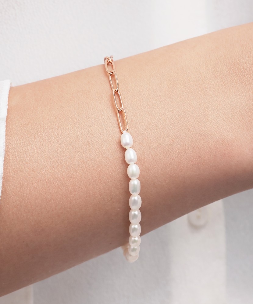 Apzeltīta sudraba aproce ar pērlēm