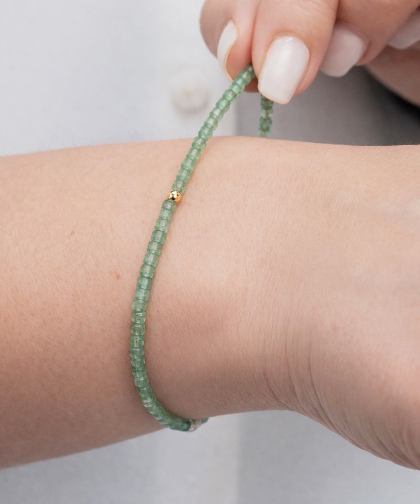 Rokassprādze ar ahātu un apzeltītu sudrabu