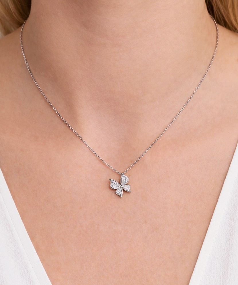 Sudraba ķēdīte ar cirkona kuloni "Taureņlaps"