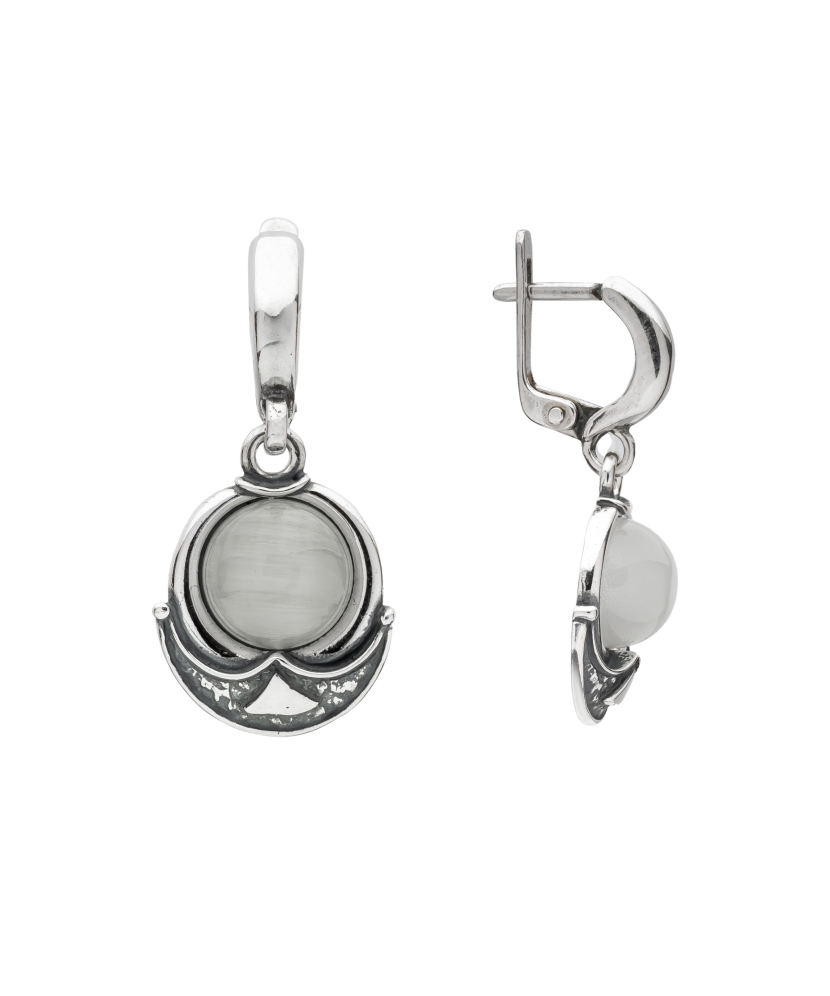 Sidabriniai auskarai su katės akies akmeniu