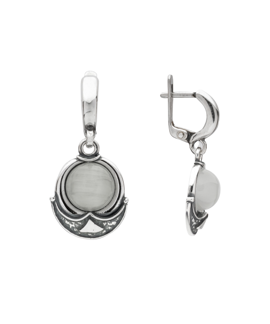 Sidabriniai auskarai su katės akies akmeniu