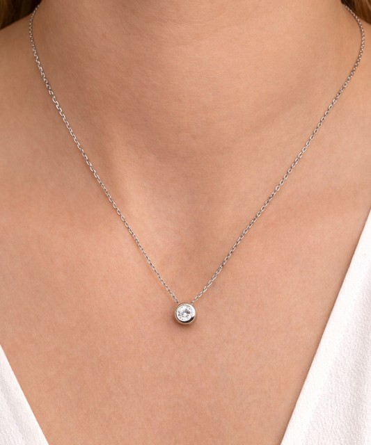 Sudraba ķēdīte ar cirkonija piekariņu