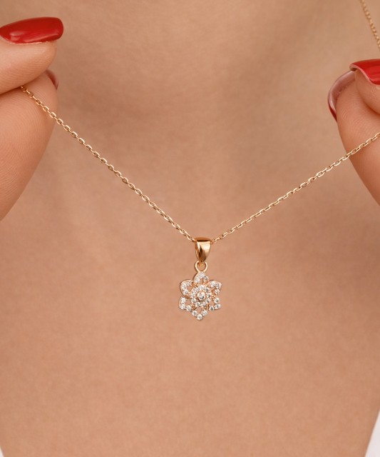 Zelta piekariņš ar cirkonijiem