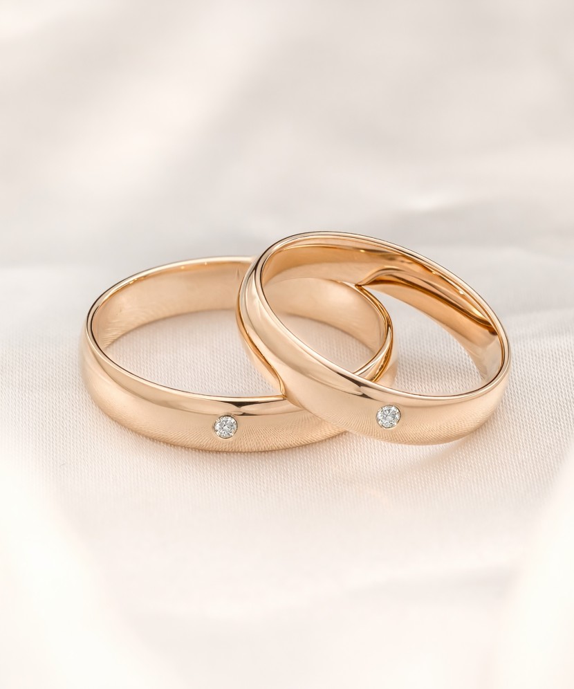 Zelta laulības gredzens ar dimantu 5 mm un komfortu