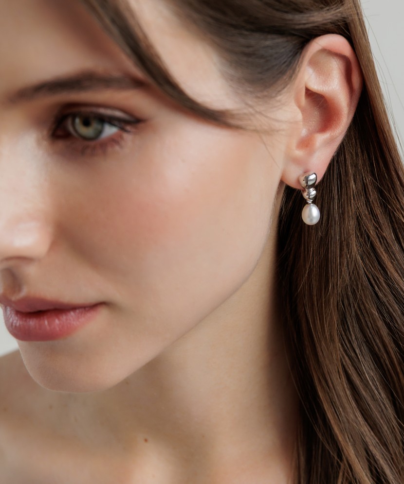 Sudraba auskari ar pērlēm