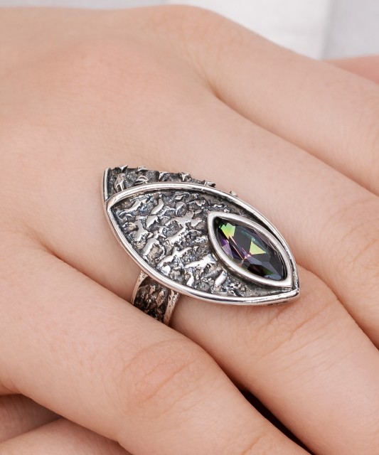 Sudraba gredzens ar topāzu