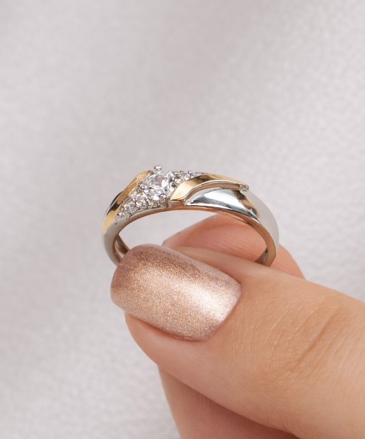 Apzeltīts sudraba gredzens ar cirkoniem