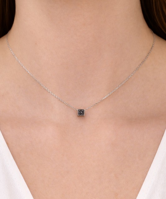 Sudraba ķēdīte ar cirkonija piekariņu