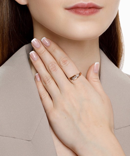 Zelta gredzens ar cirkonijiem - Zelta Gredzeni - Goldinga