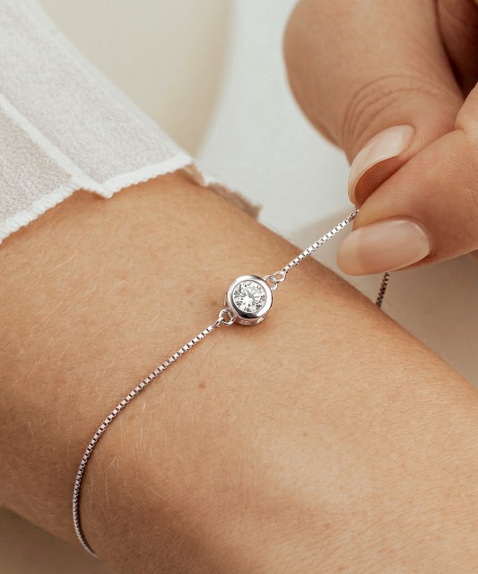 Серебряный браслет с цирконами