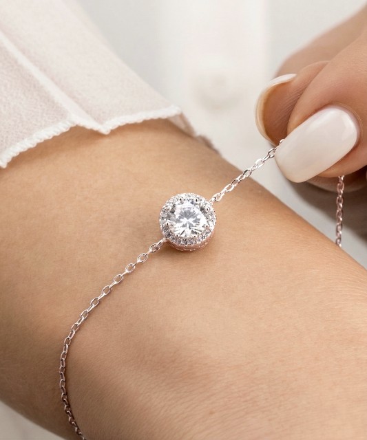 Sudraba rokassprādze ar cirkonijiem