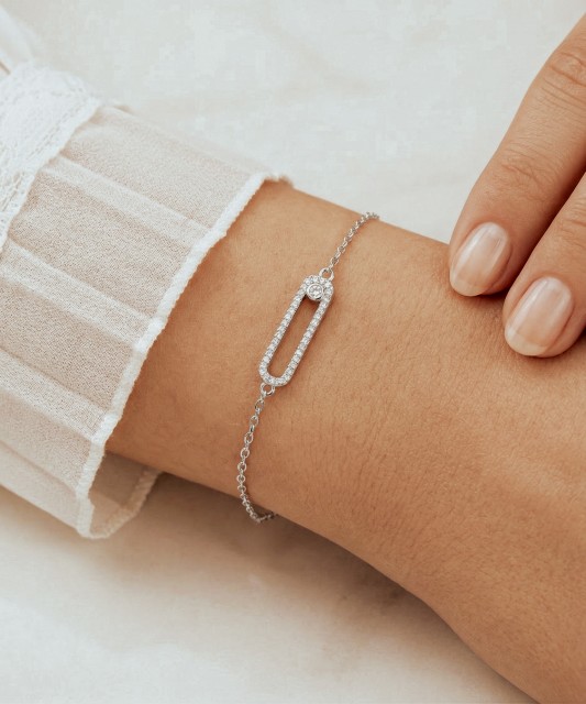 Sudraba rokassprādze ar cirkonijiem