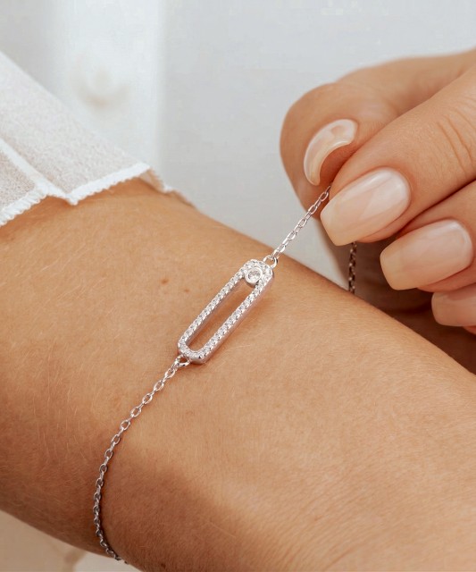 Серебряный браслет с цирконами