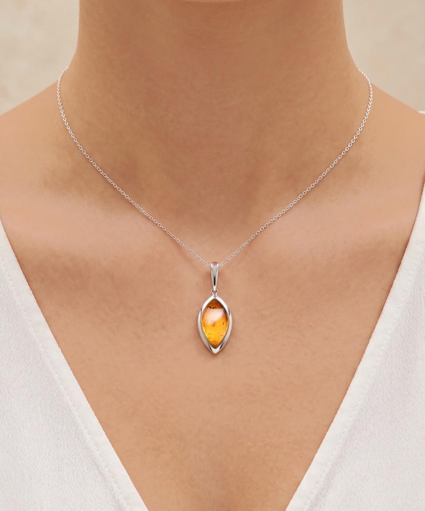 Sudraba piekariņš ar dzintaru - Goldinga