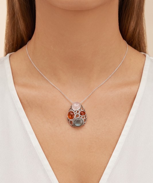 Серебряный кулон с янтарем и лабрадоритом.