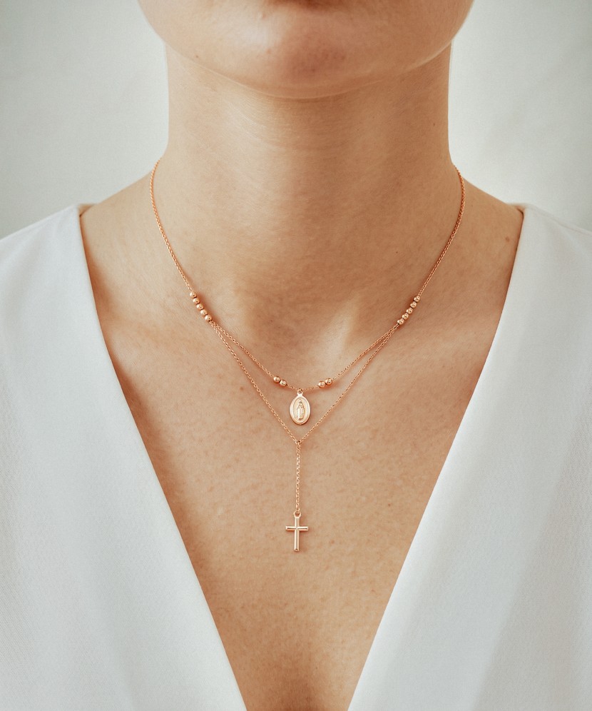 Dubultā zelta ķēdīte ar piekariņiem