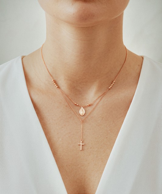 Dubultā zelta ķēdīte ar piekariņiem