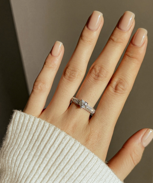 Серебряное кольцо с муассанитами «Сердечко» 0.8ct