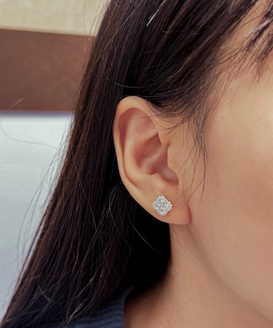 Sudraba auskari ar moissanītiem 0.68ct