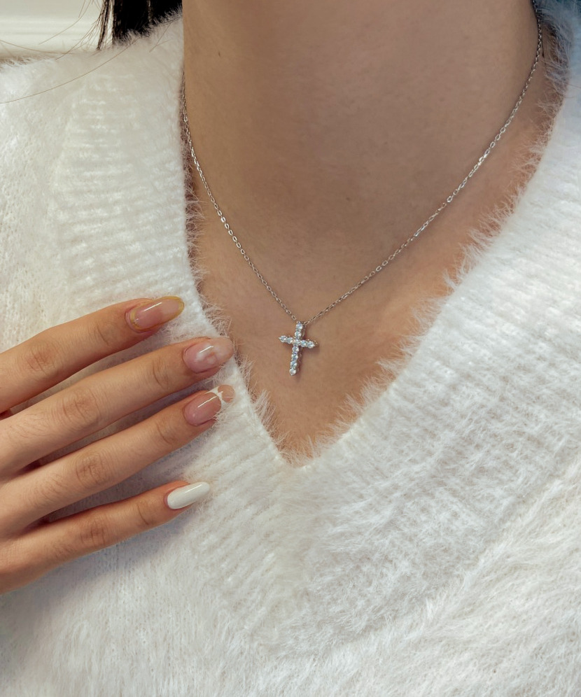 Sudraba ķēdīte ar moissanīta kulonu 0.44ct