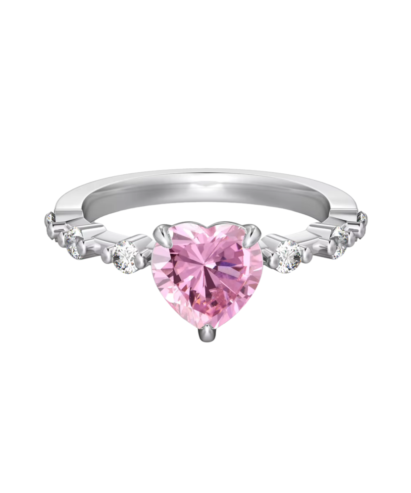Серебряное кольцо с фианитами «Сердечко»