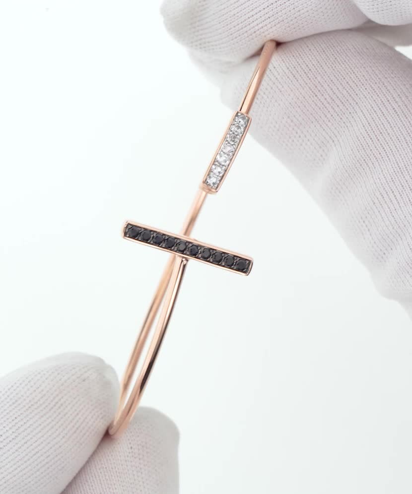 Золотой браслет с сапфирами