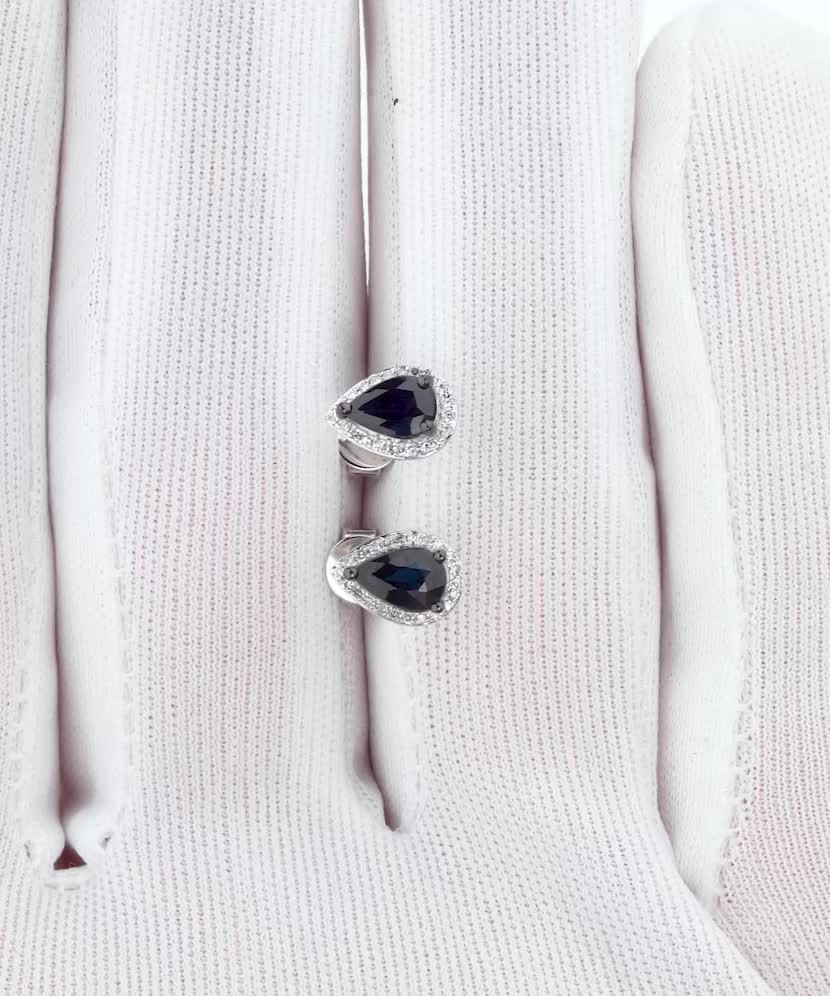 Серьги из белого золота с сапфирами и бриллиантами