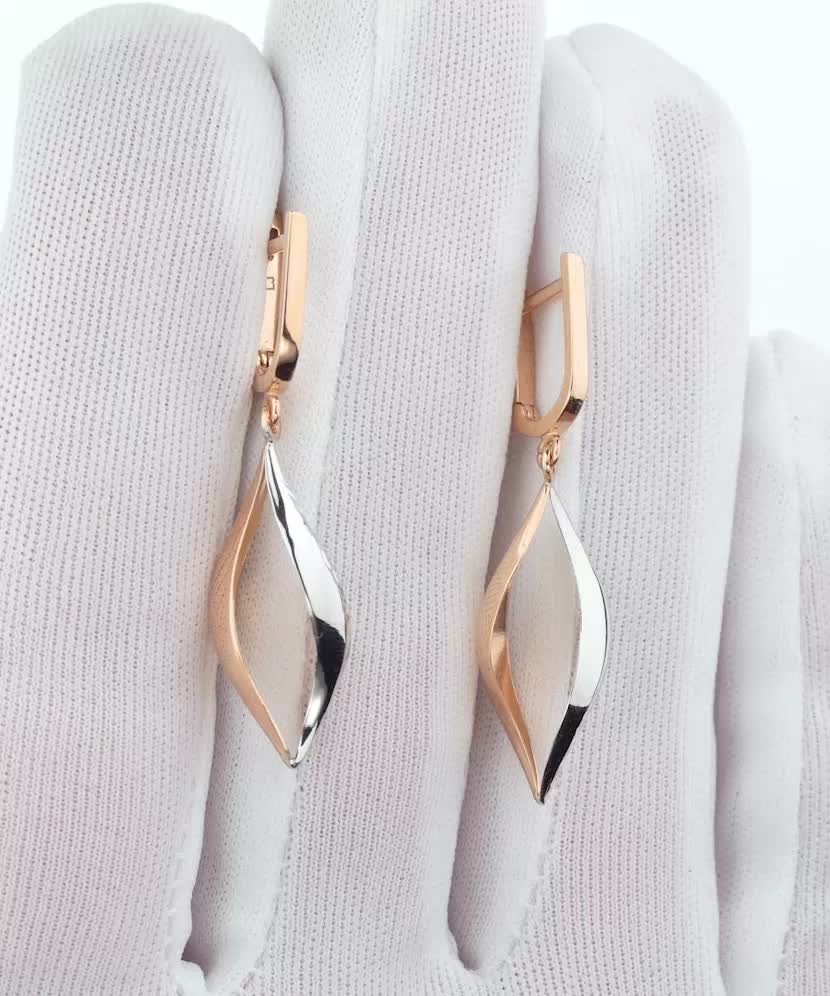 Золотые серьги