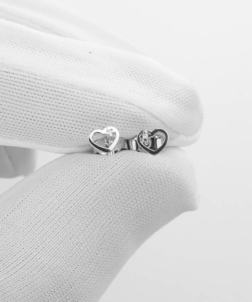 Серьги из белого золота с бриллиантами