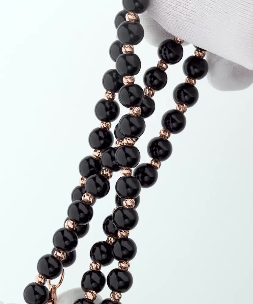 Zelta ķēdīte ar oniksiem