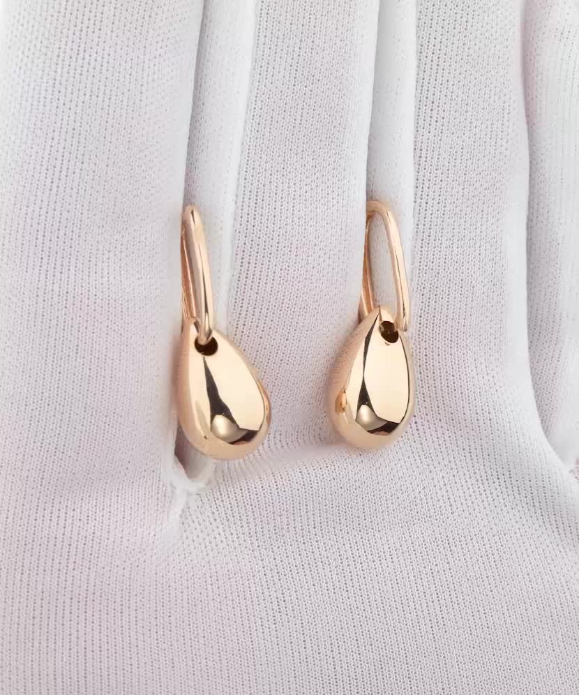 Золотые серьги