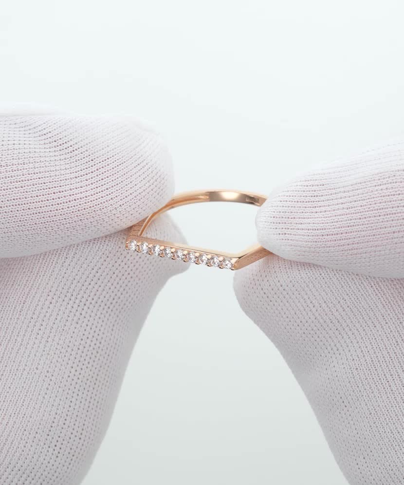 Золотое кольцо с цирконами