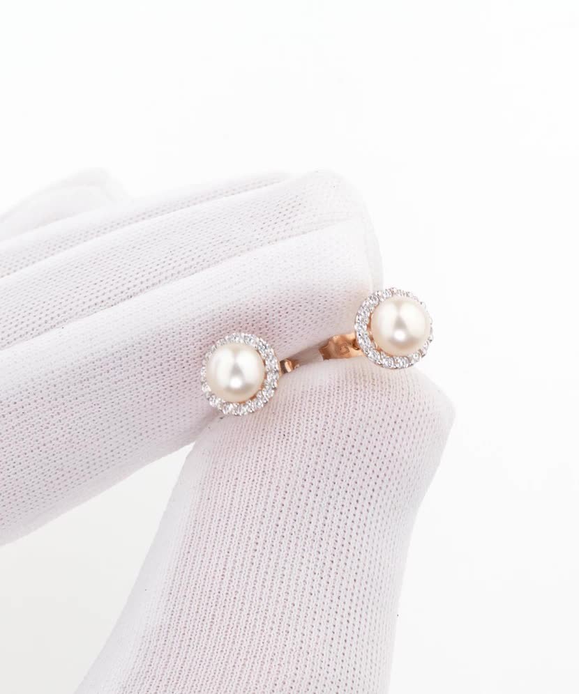 Золотые серьги с жемчугом и цирконами